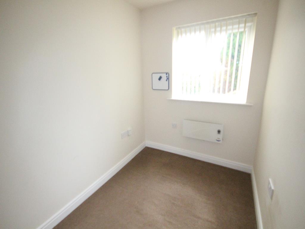 2 bedroom flat To Let in Burnley - IMG_1668.jpg